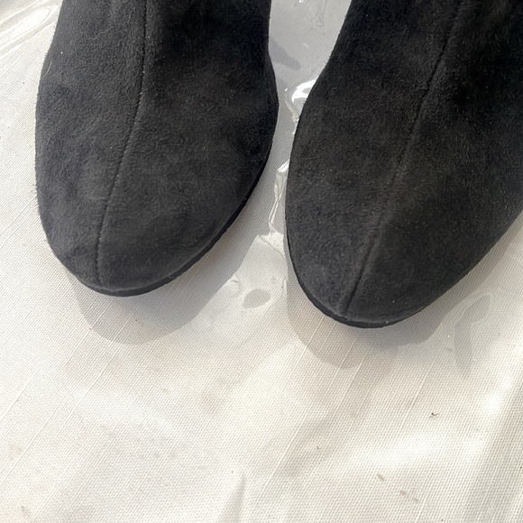 SAM EDELMAN GREY SUEDES THREE IN HEEL NEW NEVER WORN🎉pricedrop - Picture 10 of 11